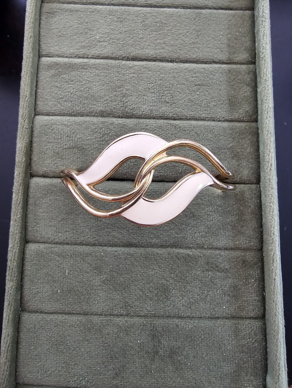 Vintage Avon Bracelet